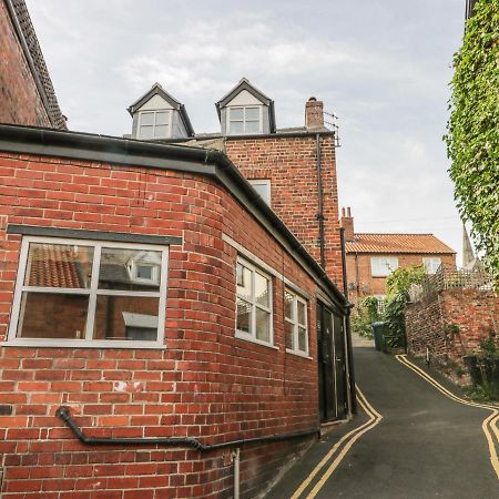 The Old Blacksmith'S Workshop Whitby Exterior photo